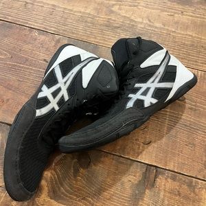 ASICS Matflex wresting shoes